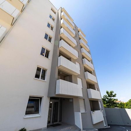 Deluxe Apartment Zara Kültér fotó